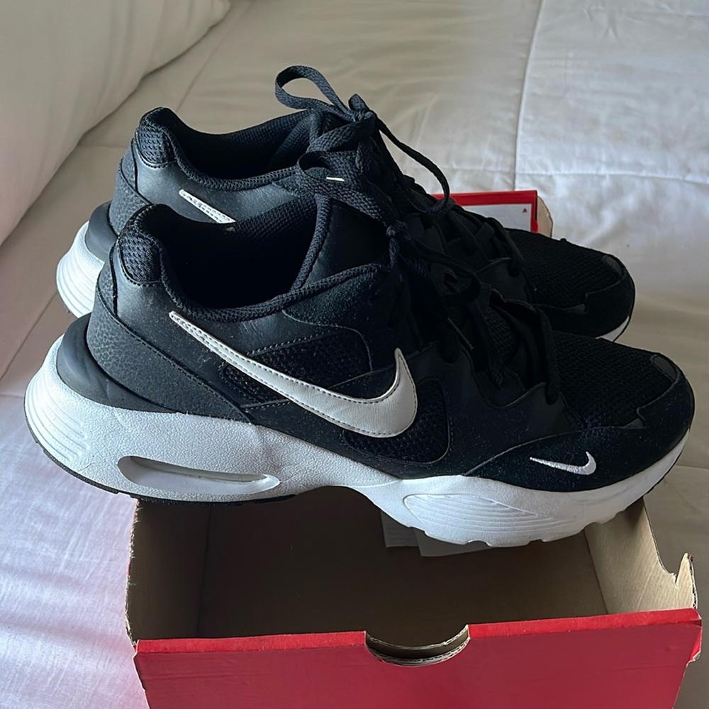 Nike Men’s shoes